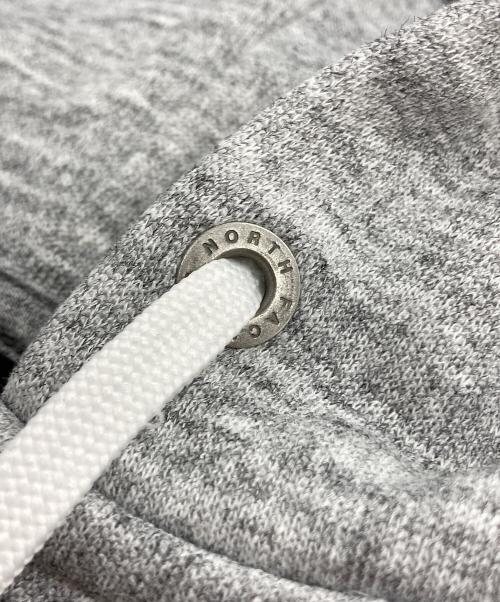 THE NORTH FACE（ザ ノース フェイス）THE NORTH FACE (ザ ノース フェイス) Square Logo FullZip グレー サイズ:XLの古着・服飾アイテム