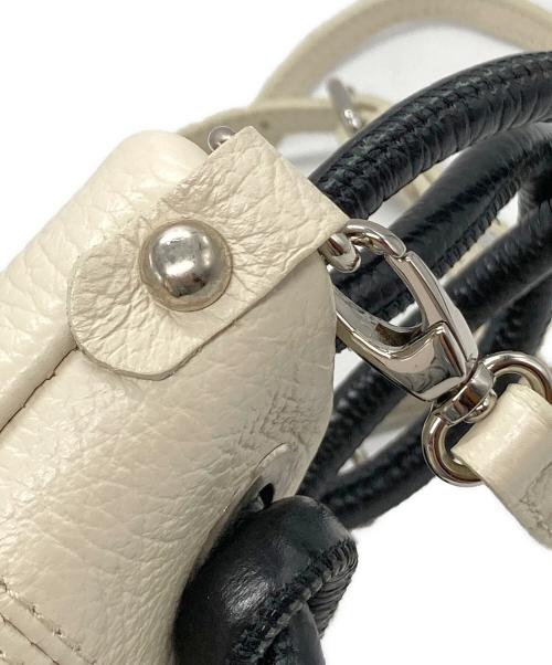 LISA DEI（リサデイ）LISA DEI (リサデイ) knot shoulder ホワイト サイズ:-の古着・服飾アイテム