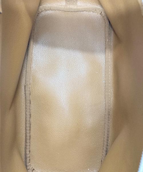 MICHAEL KORS（マイケル・コース）MICHAEL KORS (マイケル・コース) JET SET TRAVEL トートバッグ ホワイト サイズ:-の古着・服飾アイテム