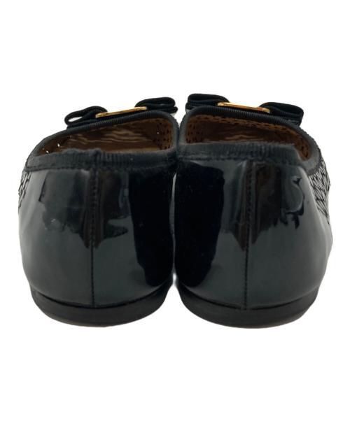 Salvatore Ferragamo（サルヴァトーレ フェラガモ）Salvatore Ferragamo (サルヴァトーレ フェラガモ) ヴァラリボンフラットパンプス ブラック サイズ:SIZE 5 1/2の古着・服飾アイテム