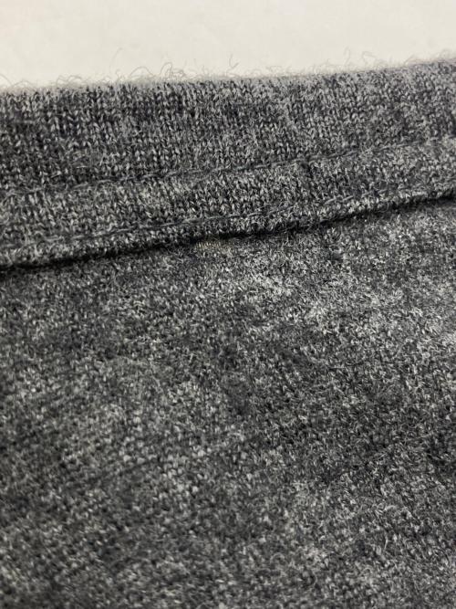 COMME des GARCONS HOMME（コムデギャルソン オム）COMME des GARCONS HOMME (コムデギャルソン オム) 袖切替ニット グレー サイズ:-の古着・服飾アイテム