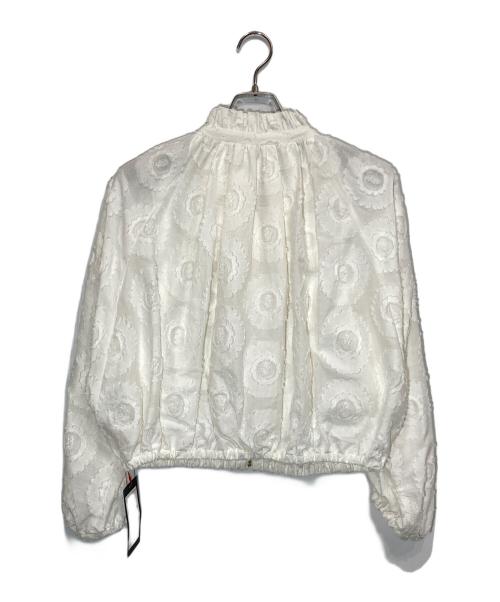 TOMORROW LAND collection（トゥモローランドコレクション）TOMORROW LAND collection (トゥモローランドコレクション) サンフラワージャカード フリルネックブルゾン ホワイト サイズ:36の古着・服飾アイテム