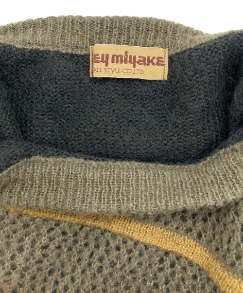 ISSEY MIYAKE（イッセイミヤケ）ISSEY MIYAKE (イッセイミヤケ) レイヤーメッシュボーダーニット カーキ サイズ:下記参照の古着・服飾アイテム