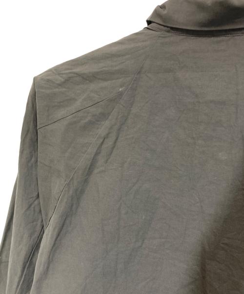ARC'TERYX VEILANCE（アークテリクスヴェイランス）ARC'TERYX VEILANCE (アークテリクスヴェイランス) テクニカルシャツ グレー サイズ:XSの古着・服飾アイテム