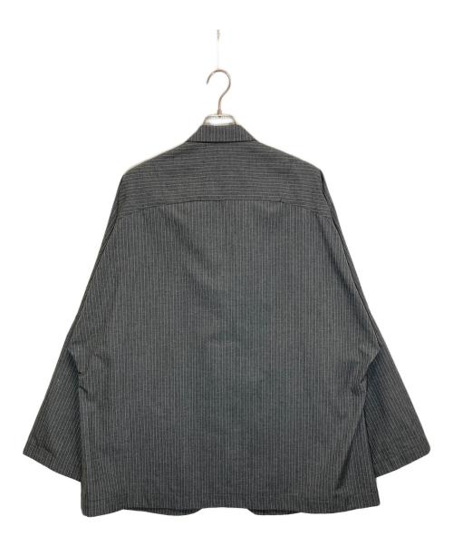 s'yte（サイト）s'yte (サイト) STRIPED ETHNIC WRAP SHIRT グレー サイズ:3の古着・服飾アイテム