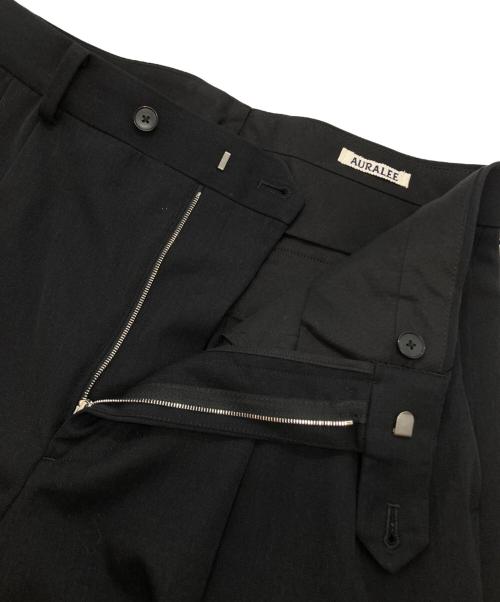 AURALEE（オーラリー）AURALEE (オーラリー) Light Wool Max Gabardine Two-Tuck Slacks ブラック サイズ:3の古着・服飾アイテム