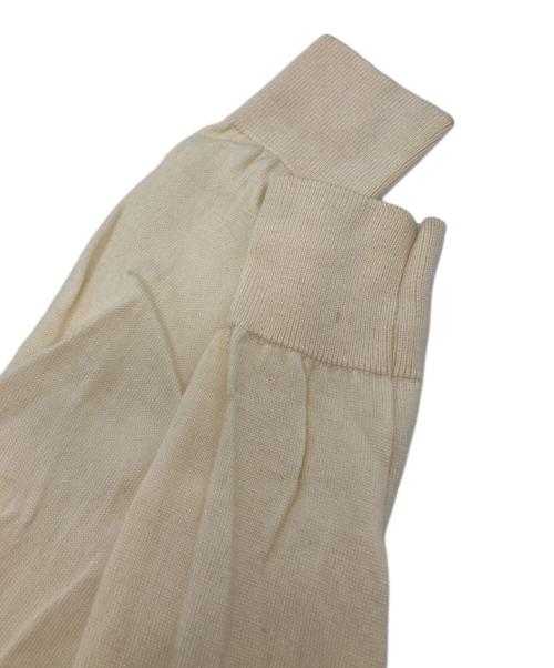 maison kitsune（メゾンキツネ）maison kitsune (メゾンキツネ) FOX HEAD ニット ベージュ サイズ:Mの古着・服飾アイテム