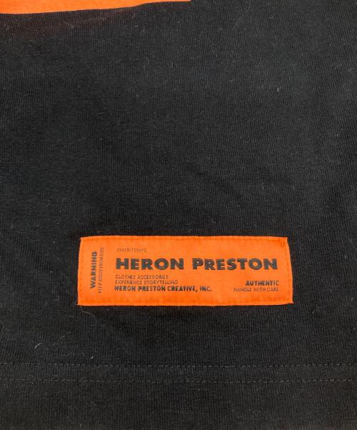 HERON PRESTON（ヘロンプレストン）HERON PRESTON (ヘロンプレストン) プリントTシャツ ブラック サイズ:XXSの古着・服飾アイテム