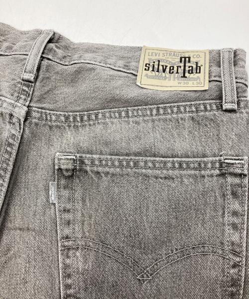 LEVI'S（リーバイス）LEVI'S (リーバイス) SILVER TABデニムパンツ グレー サイズ:30の古着・服飾アイテム