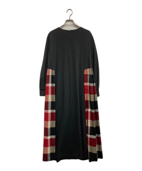 BLUE LABEL CRESTBRIDGE（ブルーレーベルクレストブリッジ）BLUE LABEL CRESTBRIDGE (ブルーレーベルクレストブリッジ) プリムシルケットポンチクレストブリッジチェックコンビワンピース ブラック×レッド サイズ:38の古着・服飾アイテム