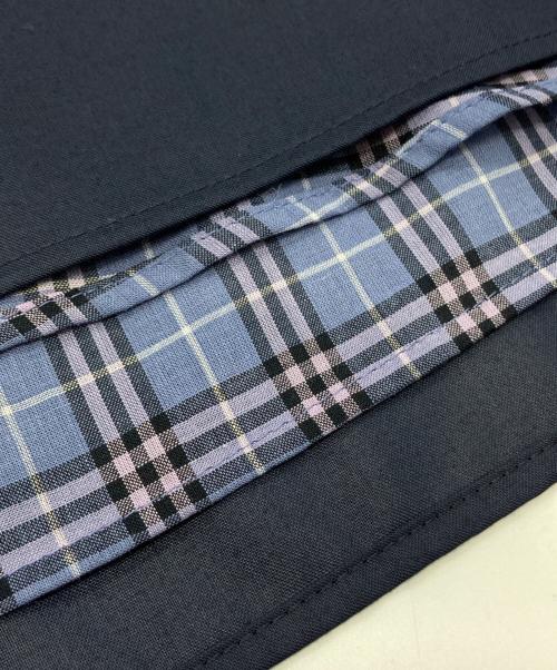 BLUE LABEL CRESTBRIDGE（ブルーレーベルクレストブリッジ）BLUE LABEL CRESTBRIDGE (ブルーレーベルクレストブリッジ) マイクロスパンポプリンスカート ネイビー サイズ:38の古着・服飾アイテム