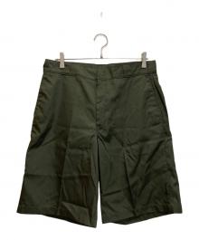 PRADA（プラダ）の古着「Re-Nylon バミューダショーツ ハーフパンツ」｜カーキ