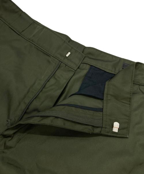 PRADA（プラダ）PRADA (プラダ) Re-Nylon バミューダショーツ ハーフパンツ カーキ サイズ:48の古着・服飾アイテム