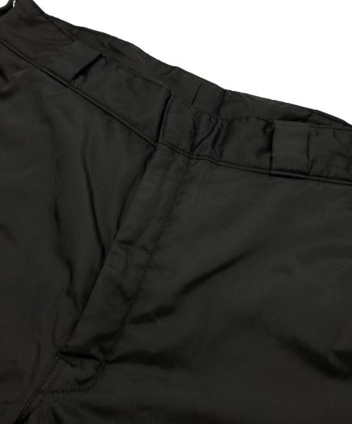 PRADA（プラダ）PRADA (プラダ) ナイロン中綿ハーフパンツ ブラック サイズ:48の古着・服飾アイテム