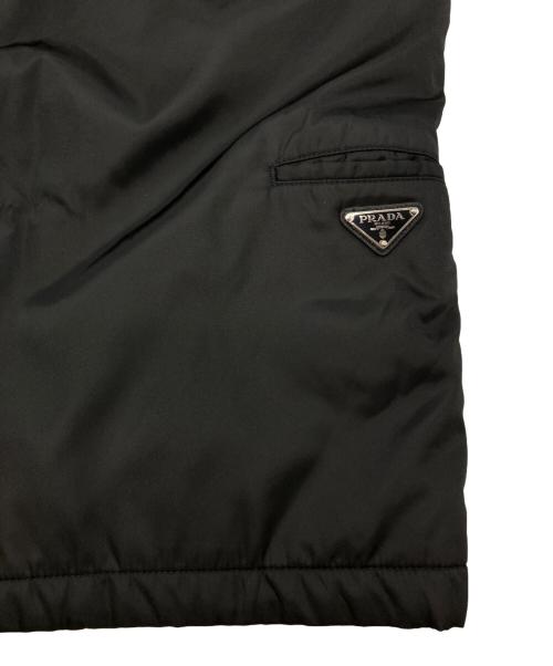 PRADA（プラダ）PRADA (プラダ) ナイロン中綿ハーフパンツ ブラック サイズ:48の古着・服飾アイテム