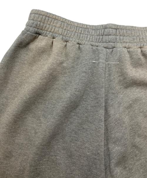 MM6 Maison Margiela（エムエムシックスメゾンマルジェラ）MM6 Maison Margiela (エムエムシックスメゾンマルジェラ) スリット スウェットパンツ グレー サイズ:Sの古着・服飾アイテム