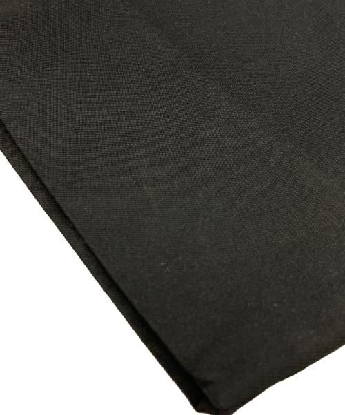 COMME des GARCONS HOMME PLUS（コムデギャルソンオムプリュス）COMME des GARCONS HOMME PLUS (コムデギャルソンオムプリュス) ポリ縮絨 タックパンツ ブラック サイズ:Sの古着・服飾アイテム