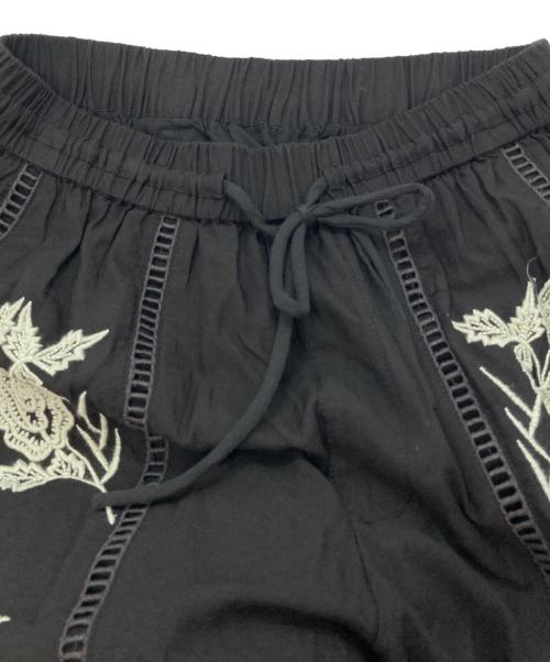 TODAYFUL（トゥデイフル）TODAYFUL (トゥデイフル) Embroidery Patchwork Trousers ブラック サイズ:36の古着・服飾アイテム