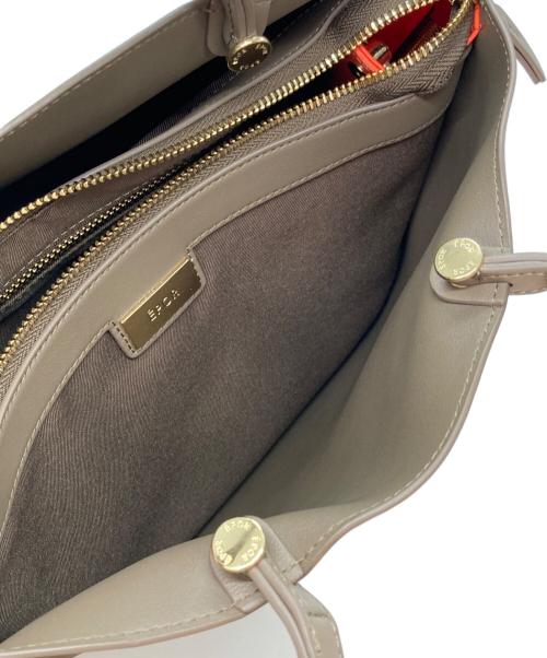 E'POR（ロペ エポール）E'POR (ロペ エポール) Y BAG Medium ベージュの古着・服飾アイテム