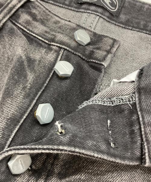 THUG CLUB（サグ クラブ）THUG CLUB (サグ クラブ) DOUBLE KNEE DAMAGE SHORTS グレー サイズ:2の古着・服飾アイテム