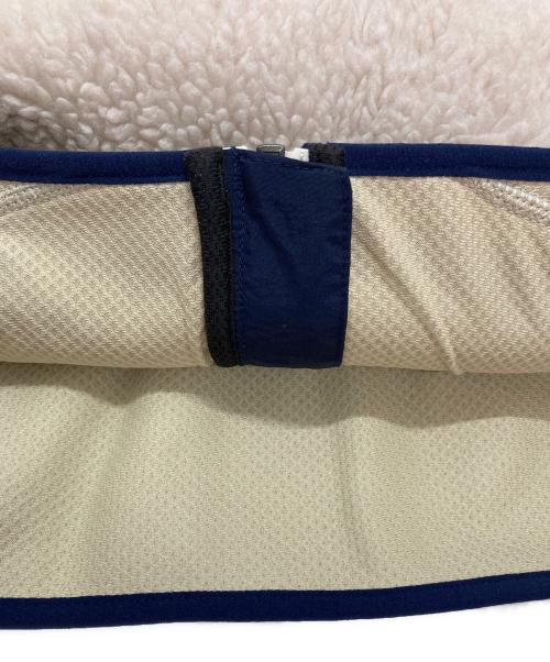 Patagonia（パタゴニア）Patagonia (パタゴニア) CLASSIC RETRO-X VEST ベージュ×ネイビー サイズ:XLの古着・服飾アイテム