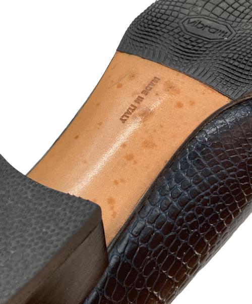 Salvatore Ferragamo（サルヴァトーレ フェラガモ）Salvatore Ferragamo (サルヴァトーレ フェラガモ) ガンチーニ型押し調パンプス ネイビー サイズ:6 1/2の古着・服飾アイテム