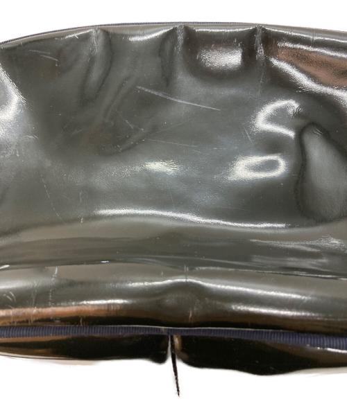Salvatore Ferragamo（サルヴァトーレ フェラガモ）Salvatore Ferragamo (サルヴァトーレ フェラガモ) エナメルショルダーバッグ ブラック サイズ:-の古着・服飾アイテム