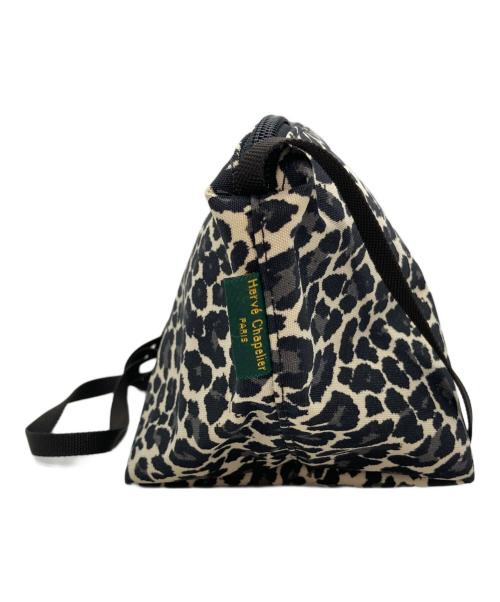 Herve Chapelier（エルベシャプリエ）Herve Chapelier (エルベシャプリエ) ナイロン舟型ショルダーバッグS ベージュ サイズ:-の古着・服飾アイテム