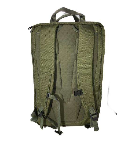 THE NORTH FACE（ザ ノース フェイス）THE NORTH FACE (ザ ノース フェイス) SHUTTLE DAYPACK オリーブ サイズ:-の古着・服飾アイテム