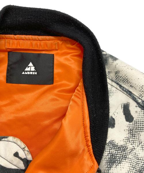 AMBUSH（アンブッシュ）AMBUSH (アンブッシュ) ボンバージャケット ホワイト×ブラック サイズ:Lの古着・服飾アイテム