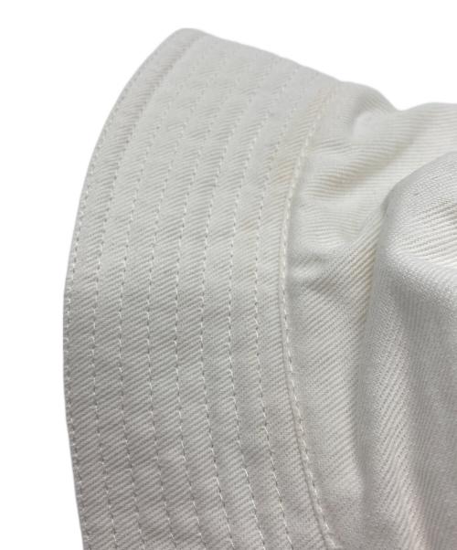 MIU MIU（ミュウミュウ）MIU MIU (ミュウミュウ) バケットハット ホワイト サイズ:Sの古着・服飾アイテム