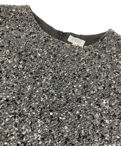 FOXEY（フォクシー）FOXEY (フォクシー) ビジューツイードノースリーブワンピース グレー サイズ:42の古着・服飾アイテム