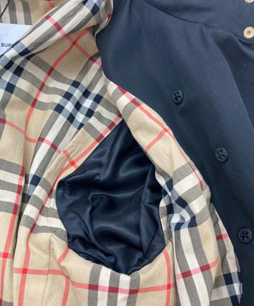 BURBERRY（バーバリー）BURBERRY (バーバリー) トレンチコート ブラック サイズ:SIZE IT40の古着・服飾アイテム