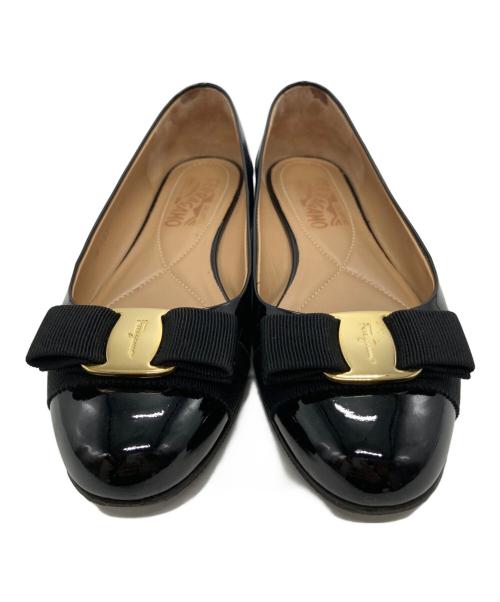 Salvatore Ferragamo（サルヴァトーレ フェラガモ）Salvatore Ferragamo (サルヴァトーレ フェラガモ) ヴァリナ ブラック サイズ:SIZE 6 1/2(約23.5〜24.0cm）の古着・服飾アイテム