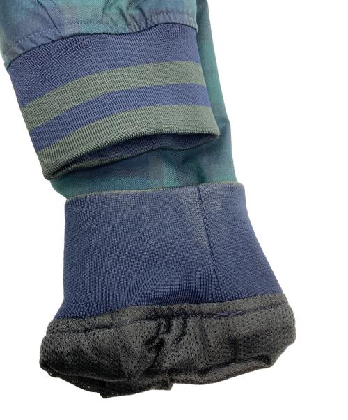 FRED PERRY（フレッドペリー）FRED PERRY (フレッドペリー) BEAMS (ビームス) 別注 Harrington Jacket ネイビー×グリーン サイズ:Ⅼの古着・服飾アイテム