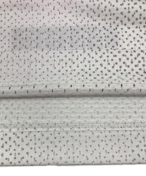 UMBRO（アンブロ）UMBRO (アンブロ) sculptor (スカルプター) soccer Jersey shirt ホワイト×グレー サイズ:Ⅿの古着・服飾アイテム