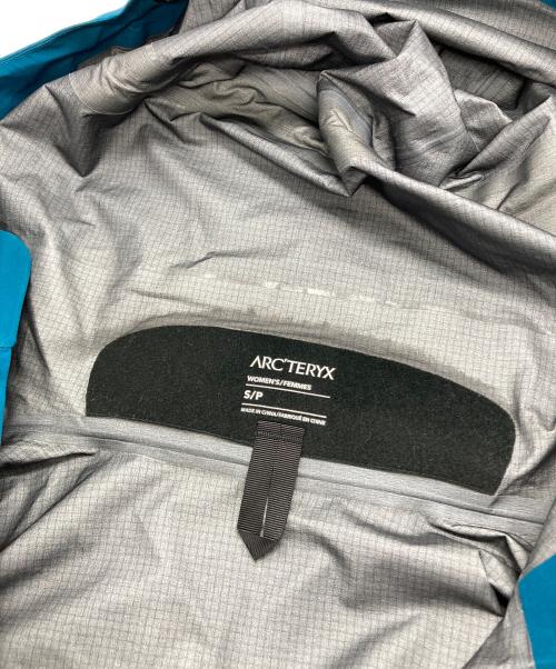 ARC'TERYX（アークテリクス）ARC'TERYX (アークテリクス) BETA LT JACKET ブルー サイズ:Sの古着・服飾アイテム