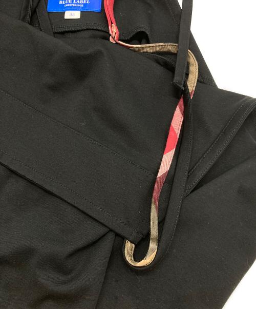 BLUE LABEL CRESTBRIDGE（ブルーレーベルクレストブリッジ）BLUE LABEL CRESTBRIDGE (ブルーレーベルクレストブリッジ) キャミワンピース ブラック サイズ:38の古着・服飾アイテム