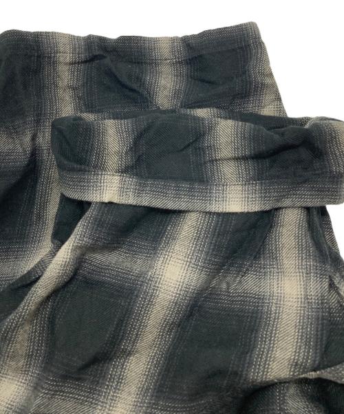 UNDERCOVER（アンダーカバー）UNDERCOVER (アンダーカバー) プルオーバーオンブレチェックシャツ ブラック×グレー サイズ:2の古着・服飾アイテム