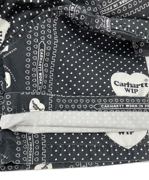 Carhartt WIP（カーハート ワーク イン プログレス）CARHARTT WIP (カーハート ワーク イン プログレス) S/S HEART BANDANA SHIRT ブラック サイズ:Ⅿの古着・服飾アイテム