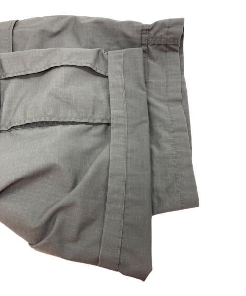 BEAMS（ビームス）BEAMS (ビームス) Big 6 Pockets Cargo Shorts グレー サイズ:-の古着・服飾アイテム