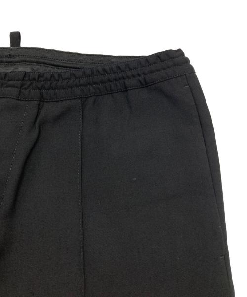 DSQUARED2（ディースクエアード）DSQUARED2 (ディースクエアード) サイドラインロゴジョガーパンツ ブラック サイズ:48の古着・服飾アイテム