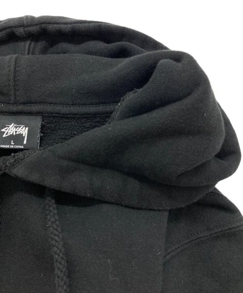 stussy（ステューシー）stussy (ステューシー) プリントプルオーバーパーカー ブラック サイズ:Lの古着・服飾アイテム