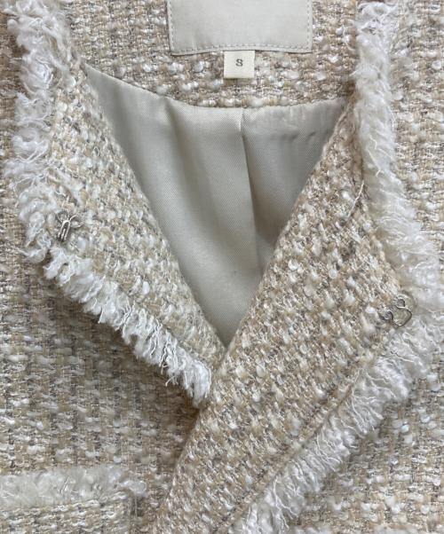 B:MING LIFE STORE by BEAMS（ビーミングライフストア バイ ビームス）B:MING LIFE STORE by BEAMS (ビーミングライフストア バイ ビームス) ノーカラーツイードジャケット アイボリー サイズ:Sの古着・服飾アイテム