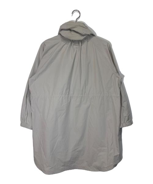 23区（ニジュウサンク）23区 (ニジュウサンク) ナイロン2WAYストレッチ フーデットアウター アイボリー サイズ:38の古着・服飾アイテム