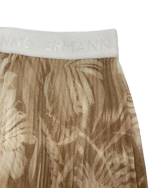 ERMANNO FIRENZE（エルマンニノフィレンツェ）ERMANNO FIRENZE (エルマンニノフィレンツェ) プリーツスカート ベージュ サイズ:-の古着・服飾アイテム