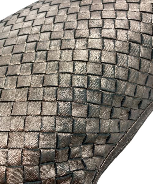 BOTTEGA VENETA（ボッテガベネタ）BOTTEGA VENETA (ボッテガベネタ) イントレチャートワンショルダーバッグ ゴールド サイズ:-の古着・服飾アイテム