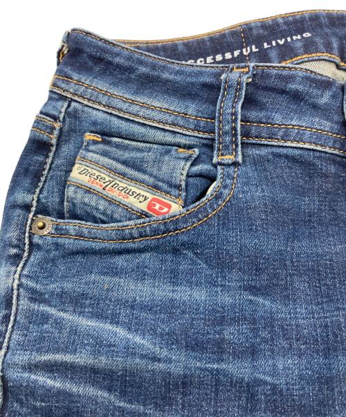 DIESEL（ディーゼル）DIESEL (ディーゼル) 1969 D-EBBEY デニムパンツ ブルー サイズ:W23の古着・服飾アイテム