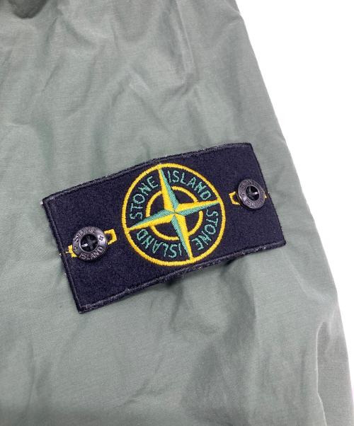 STONE ISLAND（ストーンアイランド）STONE ISLAND (ストーンアイランド) プリマロフト ロゴパッチ コーチジャケット カーキ サイズ:Mの古着・服飾アイテム