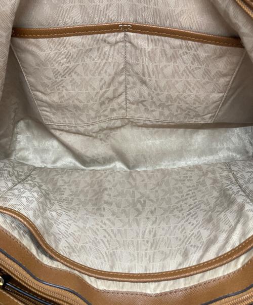 MICHAEL KORS（マイケルコース）MICHAEL KORS (マイケルコース) Jet Set Travel Medium ブラウン サイズ:-の古着・服飾アイテム